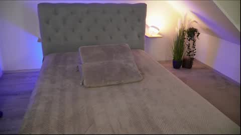 Snapshot of hotmilfbitch chatting on 13, 6, 2026 hotmilfbitch online show from 13, 6, 2026