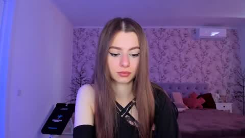 Snapshot of hotmolly_ chatting on 17, 6, 2026 hotmolly_ online show from 17, 6, 2026