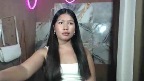 Snapshot of hotmorena_finger chatting on 15, 5, 2026 Analiza online show from 15, 5, 2026