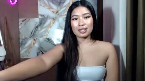 Snapshot of hotmorena_finger chatting on 27, 5, 2026 Analiza online show from 27, 5, 2026