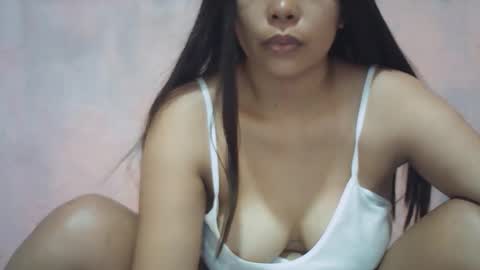 Snapshot of hotpink4u04 chatting on 24, 4, 2026 hotpink4u04 online show from 24, 4, 2026