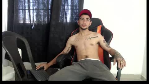 Snapshot of hotsteel420 chatting on 15, 2, 2025 hotsteel420 online show from 15, 2, 2025