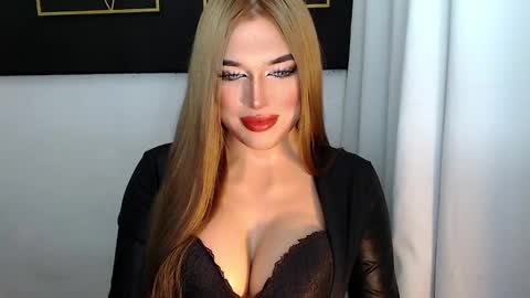 STELLA online show from 18, 1, 2025