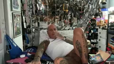 Snapshot of hotstuff775616 chatting on 28, 4, 2026 hotstuff775616 online show from 28, 4, 2026