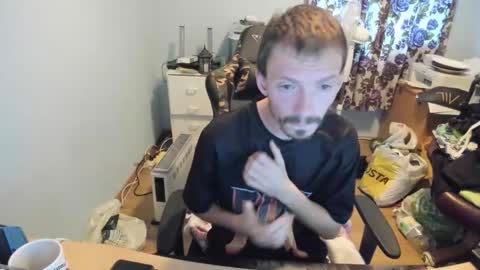 Snapshot of hotsummer1996 chatting on 19, 10, 2025 hot online show from 19, 10, 2025