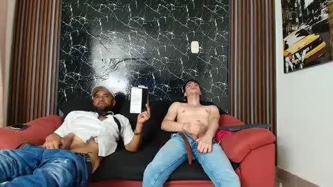 hott_asses online show from 19, 2, 2025