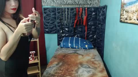 hottasianme online show from 9, 1, 2025