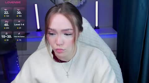 hello Im Eva online show from 2, 12, 2025