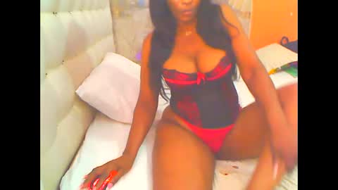 Snapshot of hottesa2019 chatting on 24, 4, 2026 THEONE online show from 24, 4, 2026