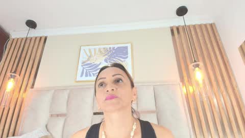 Snapshot of hottest_mature__ chatting on 17, 9, 2025 Natalie online show from 17, 9, 2025