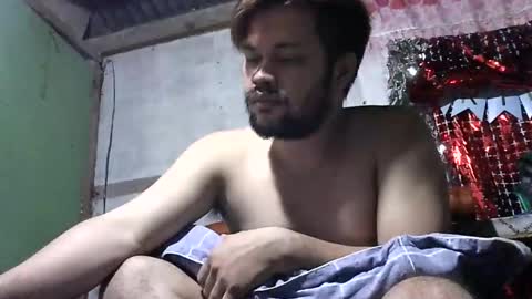 HottestPinoy32 online show from 5, 12, 2024