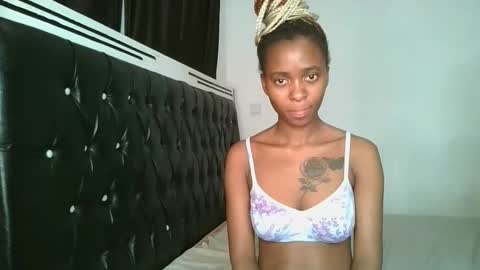 Snapshot of hottie_mistie chatting on 11, 5, 2026 hottie_mistie online show from 11, 5, 2026