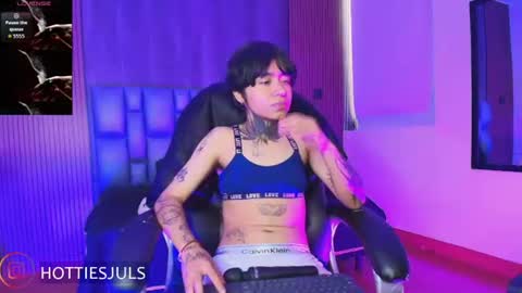 Snapshot of hottiesjuls chatting on 23, 6, 2026 Juls online show from 23, 6, 2026