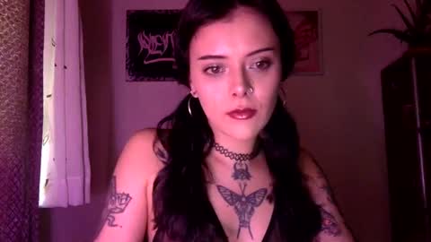Snapshot of hottietat4u chatting on 5, 2, 2025 Tat online show from 5, 2, 2025