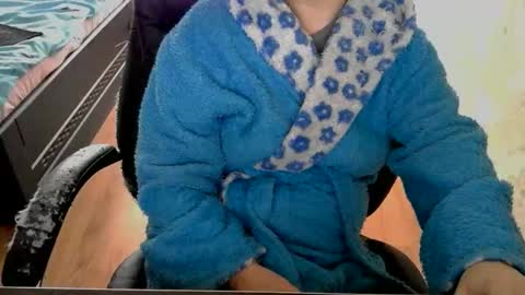 Snapshot of hotty_mary chatting on 18, 4, 2026 Mary online show from 18, 4, 2026