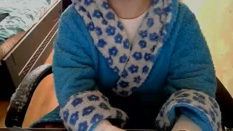 Snapshot of hotty_mary chatting on 25, 4, 2026 Mary online show from 25, 4, 2026