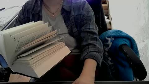 Snapshot of hotty_mary chatting on 8, 5, 2026 Mary online show from 8, 5, 2026