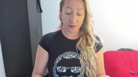 hottychrystal online show from 12, 2, 2026