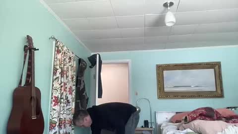 Snapshot of howlingatnothing chatting on 22, 2, 2025 howlingatnothing online show from 22, 2, 2025