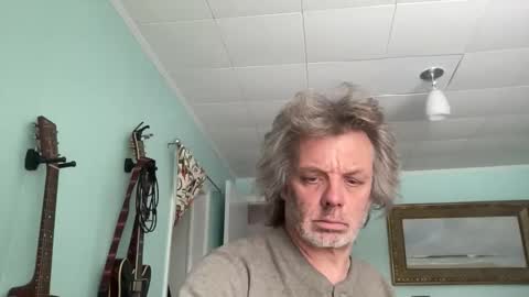 Snapshot of howlingatnothing chatting on 29, 11, 2025 howlingatnothing online show from 29, 11, 2025