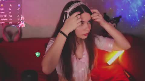 Mia online show from 6, 10, 2025