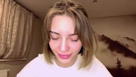 hsiuscherich online show from 20, 12, 2025