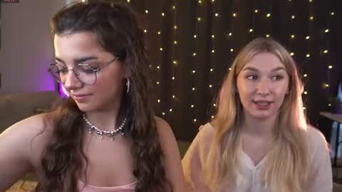 Snapshot of huba_booba chatting on 29, 6, 2026 Diane online show from 29, 6, 2026