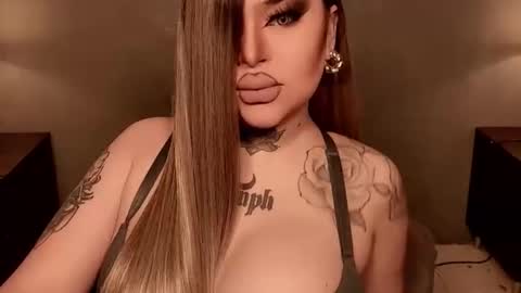 Snapshot of hubadera chatting on 10, 11, 2025 hubadera online show from 10, 11, 2025