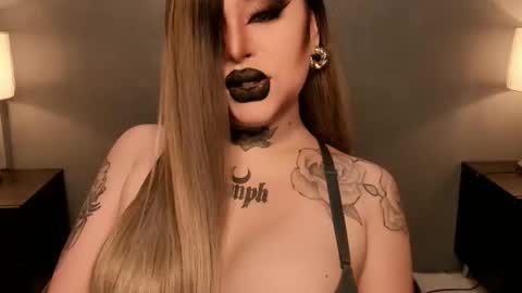 Snapshot of hubadera chatting on 12, 11, 2025 hubadera online show from 12, 11, 2025