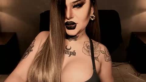 Snapshot of hubadera chatting on 25, 11, 2025 hubadera online show from 25, 11, 2025