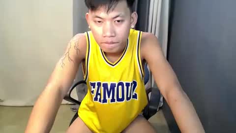 hugecockjames09 online show from 14, 9, 2025