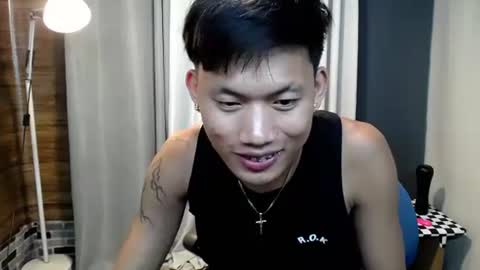 hugecockjames09 online show from 19, 10, 2025