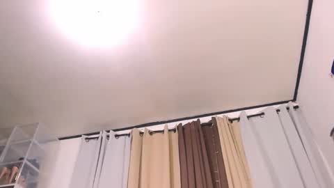 Snapshot of hugecockvictoriax chatting on 3, 6, 2026 AMANDA online show from 3, 6, 2026