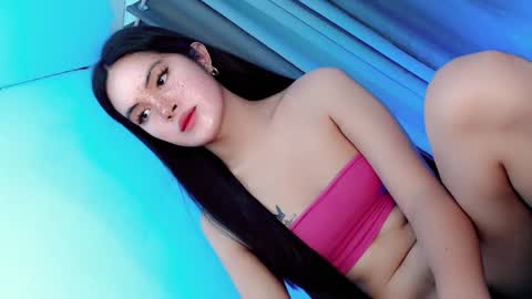 Snapshot of hugecockyanny chatting on 10, 6, 2026 Yhanie online show from 10, 6, 2026