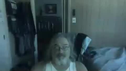 Snapshot of huggybear566 chatting on 14, 7, 2026 lonely huggy bear online show from 14, 7, 2026