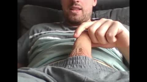 hugothewood1001 online show from 20, 3, 2026