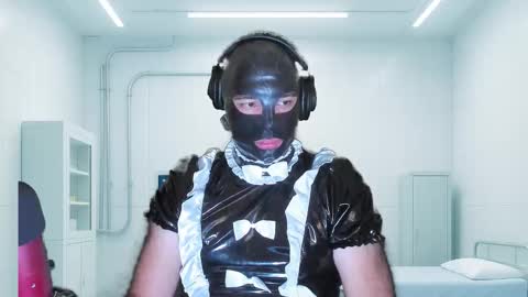 Snapshot of humandr0id chatting on 21, 11, 2025 Humandroid online show from 21, 11, 2025