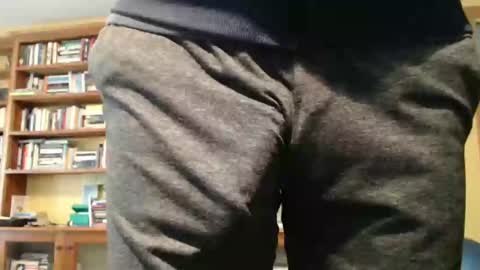 Snapshot of hung_hot_fit10 chatting on 1, 3, 2025 Big uncut cock dripping online show from 1, 3, 2025