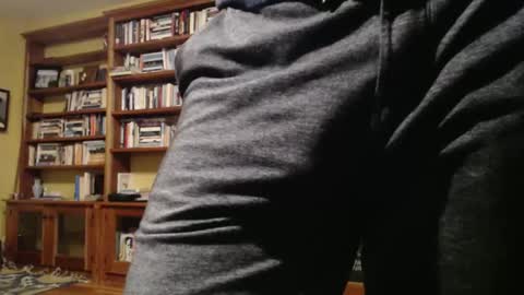 Snapshot of hung_hot_fit10 chatting on 19, 12, 2025 Big uncut cock dripping online show from 19, 12, 2025