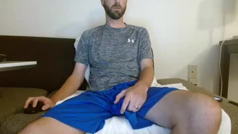 Snapshot of hungslim8inch chatting on 15, 7, 2026 King Hungslim online show from 15, 7, 2026