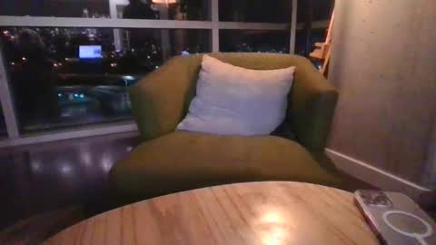 Snapshot of hungttt chatting on 19, 1, 2026 hungttt online show from 19, 1, 2026