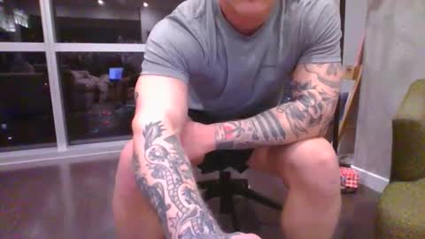 Snapshot of hungttt chatting on 2, 2, 2026 hungttt online show from 2, 2, 2026