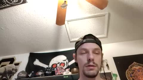 Snapshot of hungtxcock92 chatting on 3, 2, 2025 hungtxcock92 online show from 3, 2, 2025