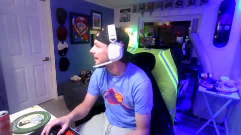 Snapshot of hungtxcock92 chatting on 14, 12, 2025 hungtxcock92 online show from 14, 12, 2025