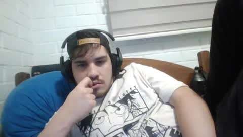 Snapshot of hungweeb chatting on 9, 2, 2025 Rod online show from 9, 2, 2025