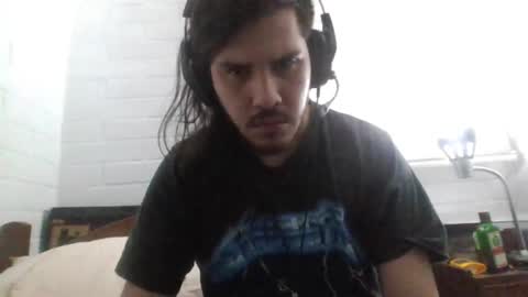 Snapshot of hungweeb chatting on 4, 3, 2025 Rod online show from 4, 3, 2025