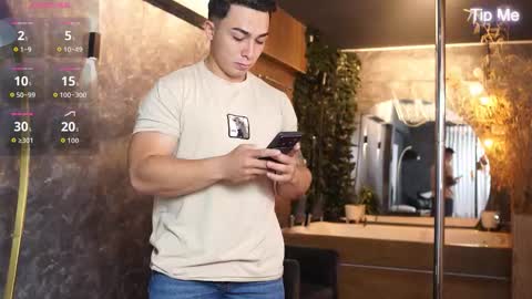 hunk_ryan online show from 5, 12, 2025