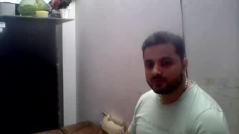 Snapshot of hunkster102 chatting on 31, 5, 2026 hunkster102 online show from 31, 5, 2026