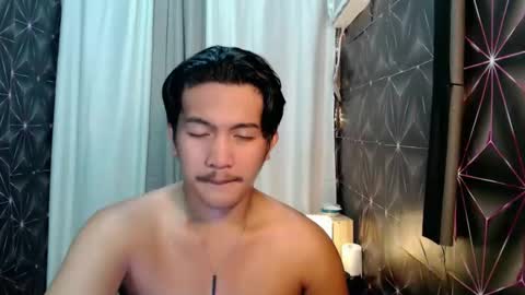 hunkylloyd online show from 10, 2, 2025