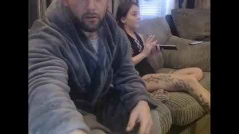 Snapshot of hunterandesme chatting on 27, 1, 2025 HunterandEsme online show from 27, 1, 2025